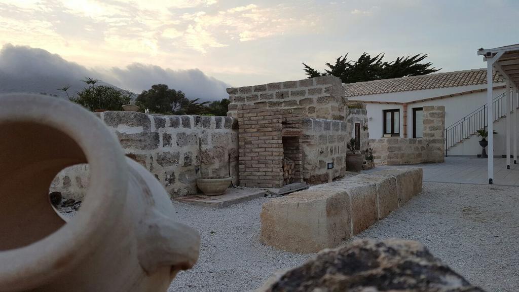 Casa Vacanze Senia Del Rais 파뷔냐나도 외부 사진