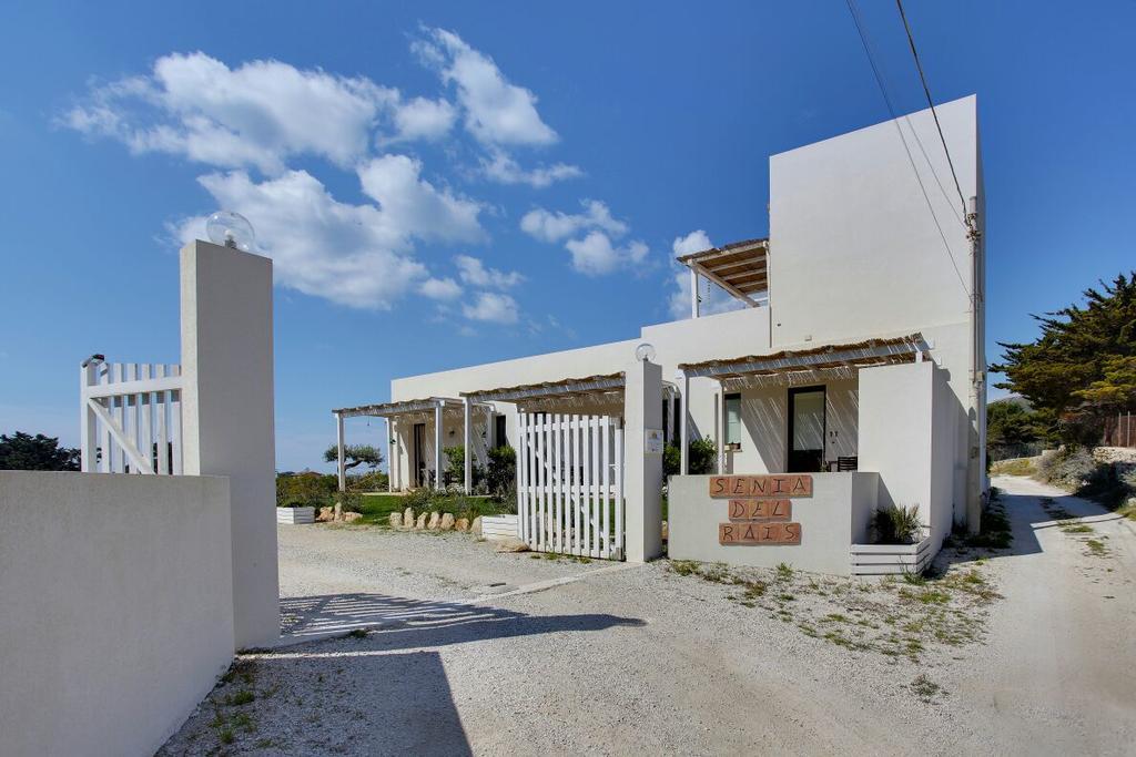 Casa Vacanze Senia Del Rais 파뷔냐나도 외부 사진